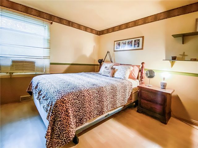 1310 Center Road, Monaca, PA 15061