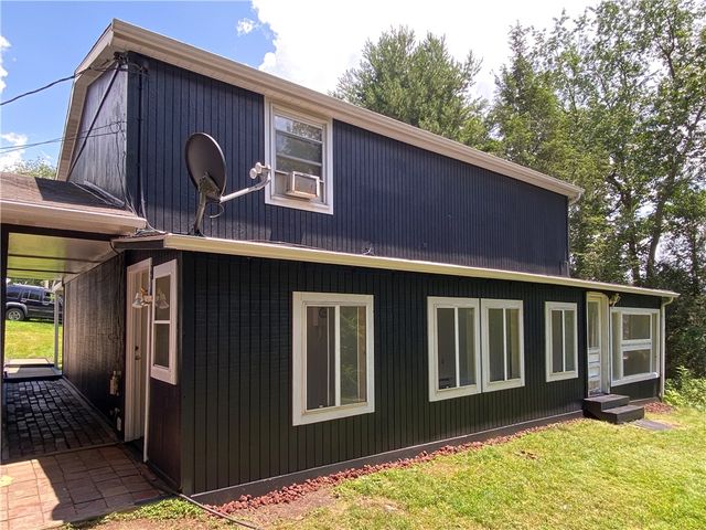 1310 Center Road, Monaca, PA 15061