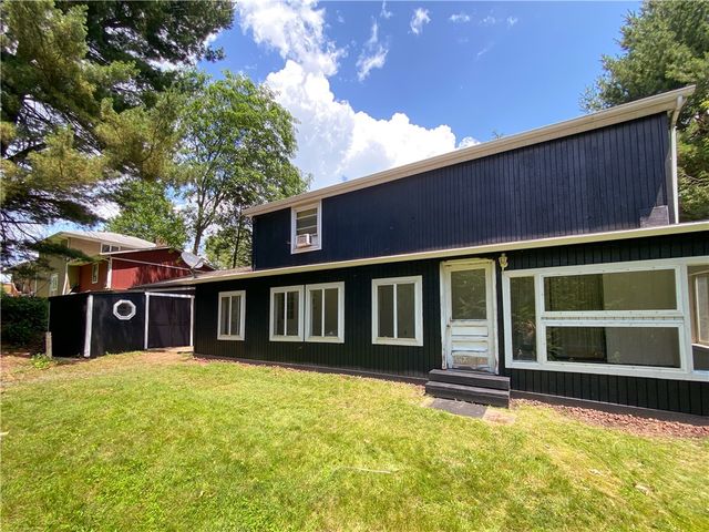 1310 Center Road, Monaca, PA 15061