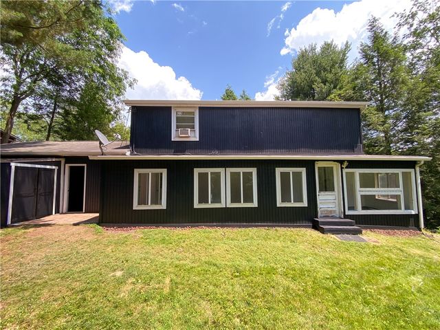 1310 Center Road, Monaca, PA 15061