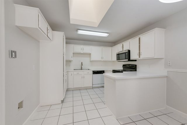 7016 Snowivy Court, Arlington, TX 76001