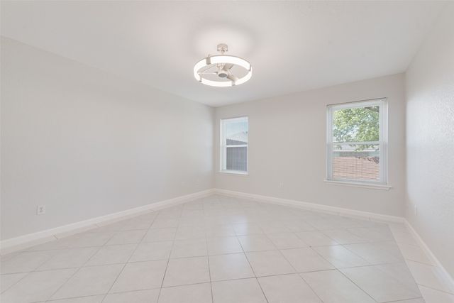 7016 Snowivy Court, Arlington, TX 76001