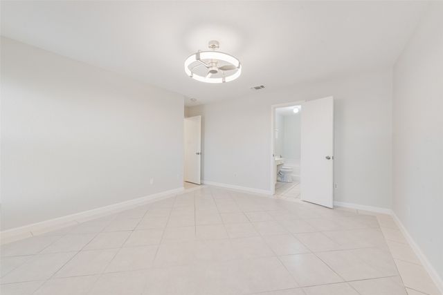 7016 Snowivy Court, Arlington, TX 76001