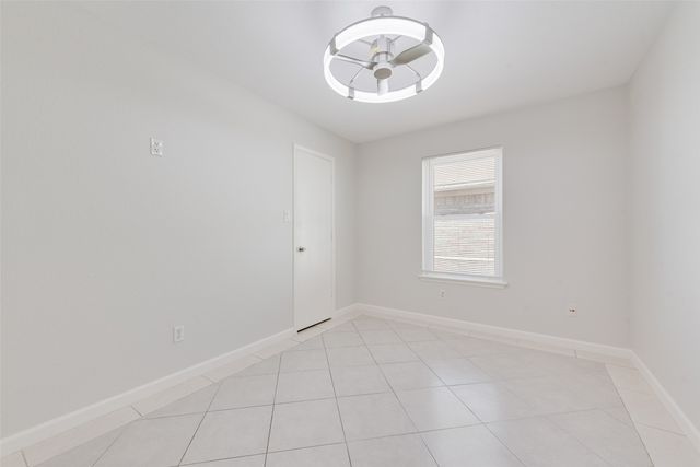 7016 Snowivy Court, Arlington, TX 76001