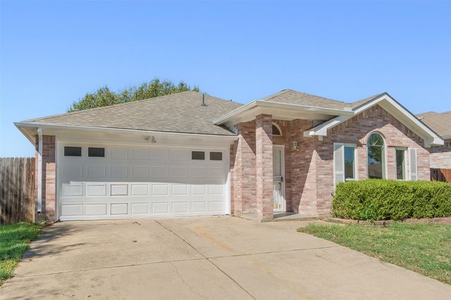 7016 Snowivy Court, Arlington, TX 76001