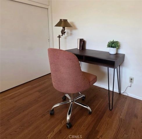 1042 E Tujunga 1, Burbank, CA 91501