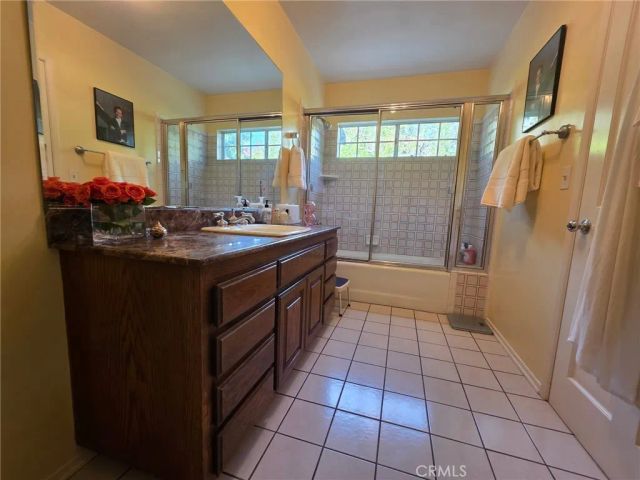 1042 E Tujunga 1, Burbank, CA 91501