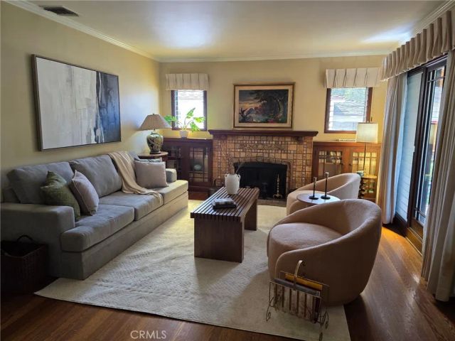 1042 E Tujunga 1, Burbank, CA 91501