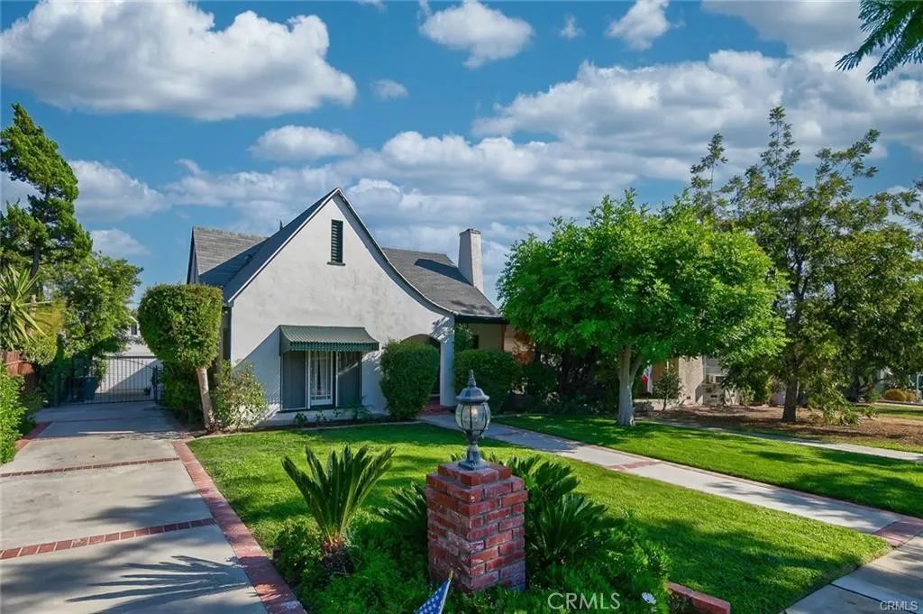 1042 E Tujunga 1, Burbank, CA 91501