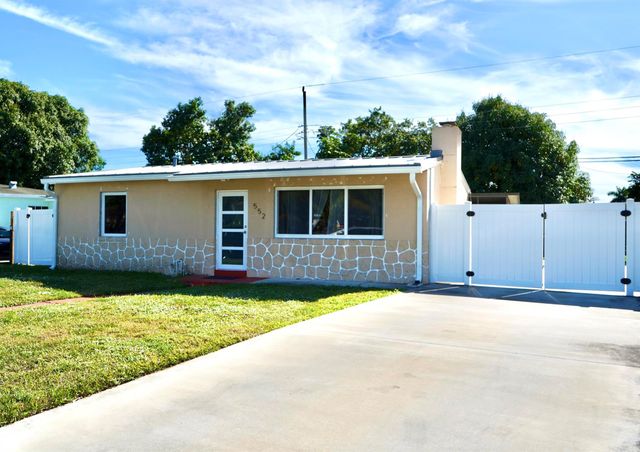 552 Beech Road, West Palm Beach, FL 33409