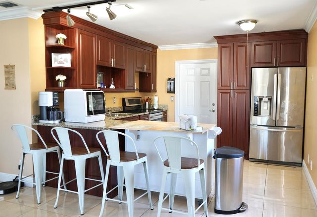 552 Beech Road, West Palm Beach, FL 33409