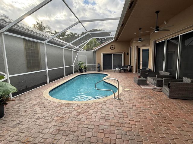 10465 Copper Lake Way, Boynton Beach, FL 33437