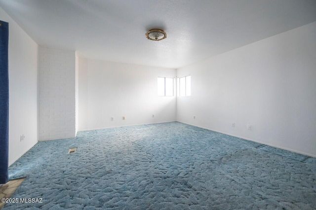 140 W Yale Drive, Benson, AZ 85602