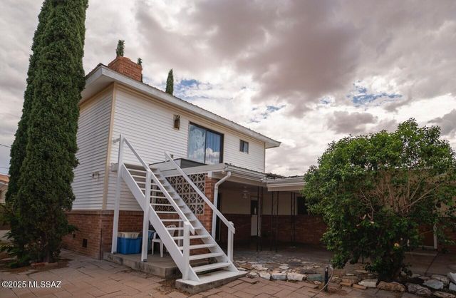 140 W Yale Drive, Benson, AZ 85602