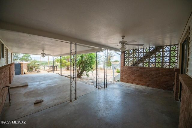 140 W Yale Drive, Benson, AZ 85602