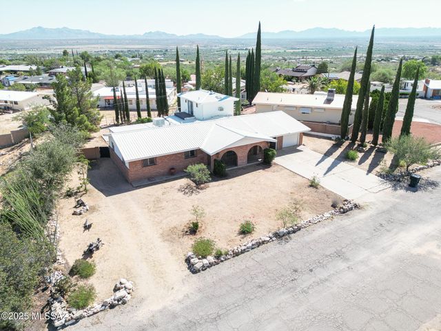140 W Yale Drive, Benson, AZ 85602