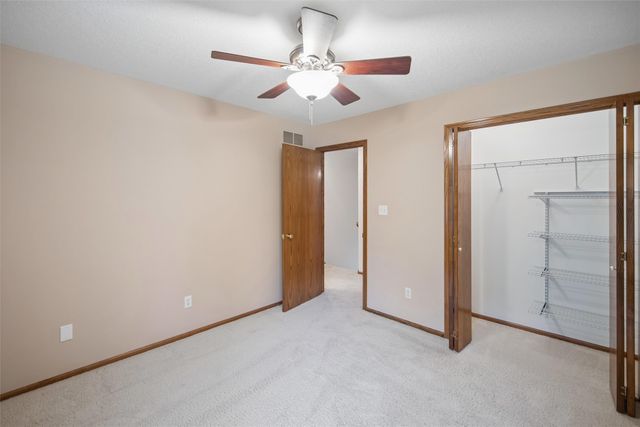 4733 93rd Street, Urbandale, IA 50322