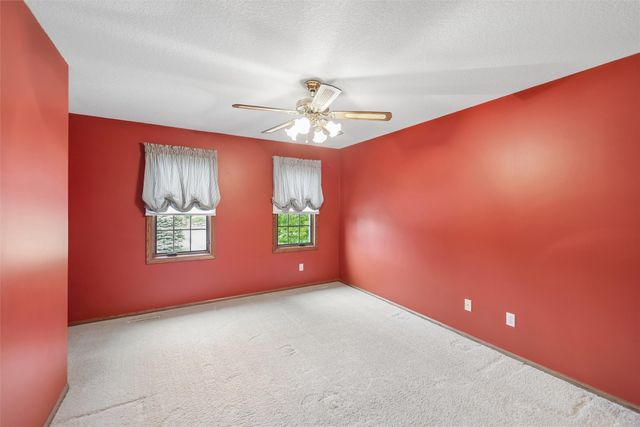 4733 93rd Street, Urbandale, IA 50322