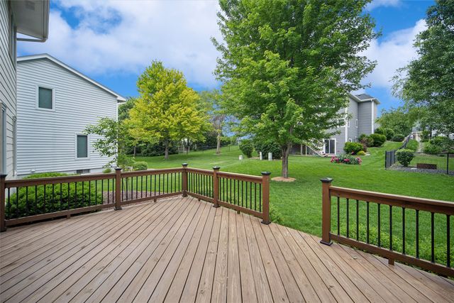 4733 93rd Street, Urbandale, IA 50322