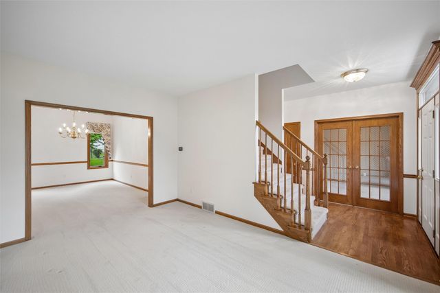 4733 93rd Street, Urbandale, IA 50322