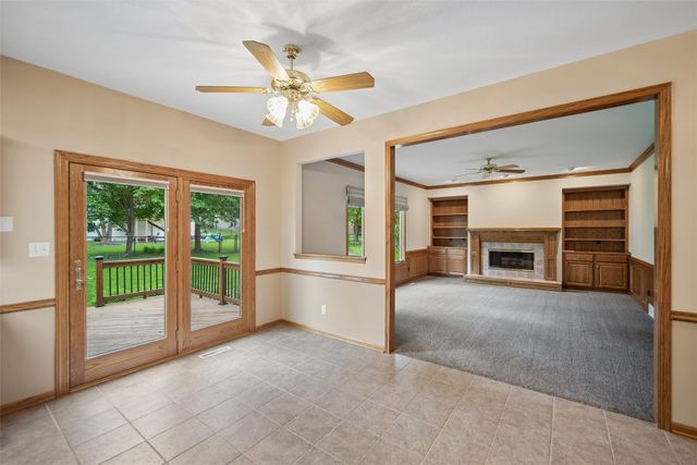 4733 93rd Street, Urbandale, IA 50322