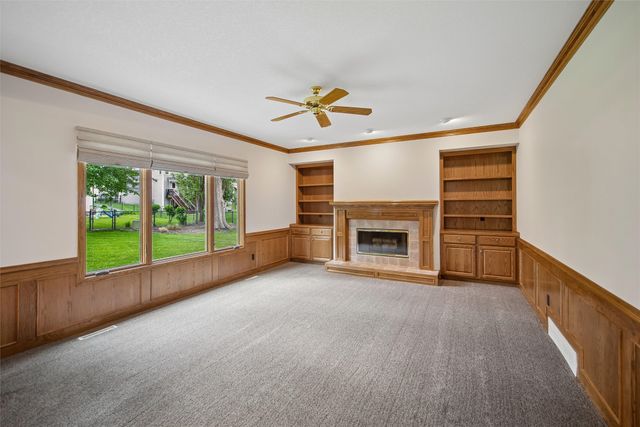 4733 93rd Street, Urbandale, IA 50322