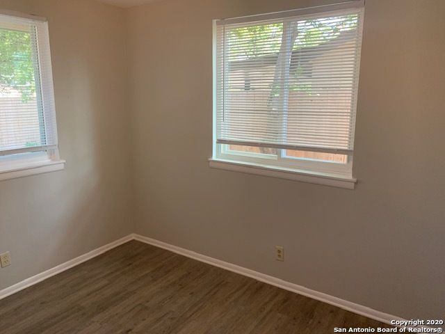 4127 Hunters Gln, San Antonio, TX 78218