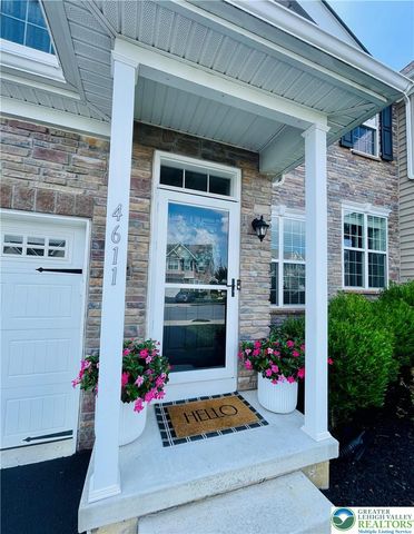 4611 Woodbrush Way, Upper Macungie Twp, PA 18104