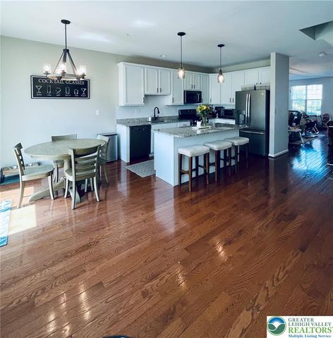 4611 Woodbrush Way, Upper Macungie Twp, PA 18104