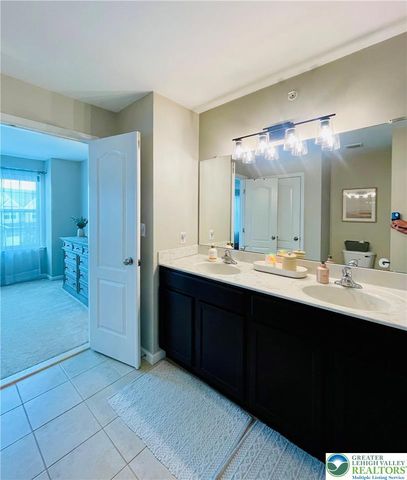 4611 Woodbrush Way, Upper Macungie Twp, PA 18104