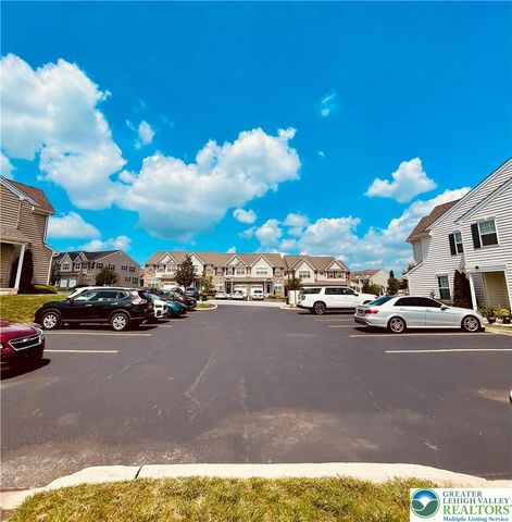 4611 Woodbrush Way, Upper Macungie Twp, PA 18104