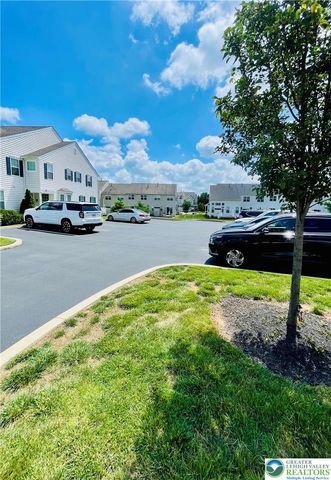 4611 Woodbrush Way, Upper Macungie Twp, PA 18104