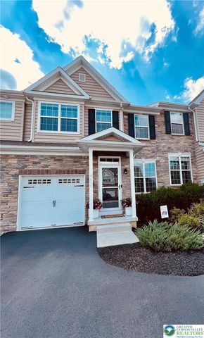 4611 Woodbrush Way, Upper Macungie Twp, PA 18104