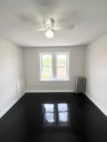 4126 W 24th Place H3, Chicago, IL 60623