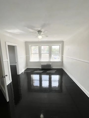 4126 W 24th Place H3, Chicago, IL 60623