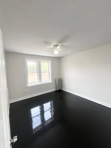 4126 W 24th Place H3, Chicago, IL 60623