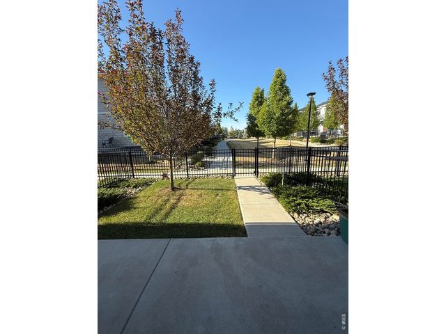 694 Stonebridge Dr, Longmont, CO 80503