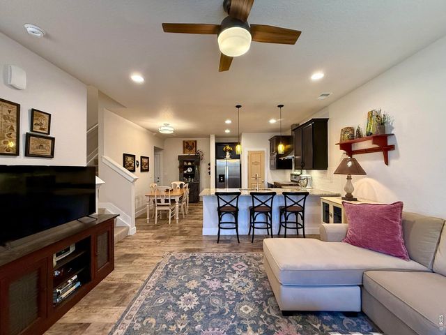 694 Stonebridge Dr, Longmont, CO 80503