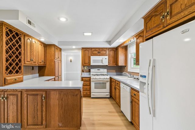 1571 WINDMILL RD, Warminster, PA 18974