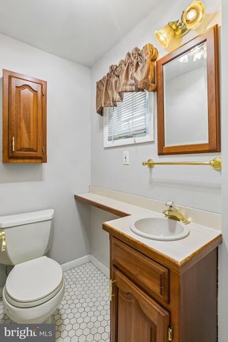 1571 WINDMILL RD, Warminster, PA 18974