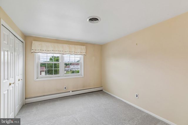 1571 WINDMILL RD, Warminster, PA 18974