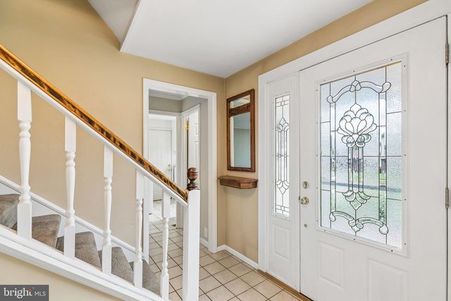 1571 WINDMILL RD, Warminster, PA 18974