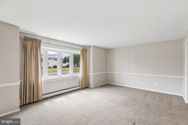 1571 WINDMILL RD, Warminster, PA 18974