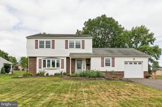 1571 WINDMILL RD, Warminster, PA 18974