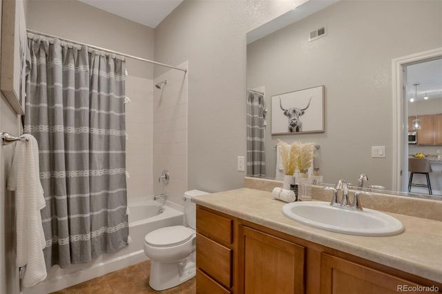 10111 Inverness Main Street 209, Englewood, CO 80112