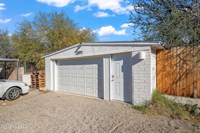 14700 N Desert Sage Lane, Tucson, AZ 85739