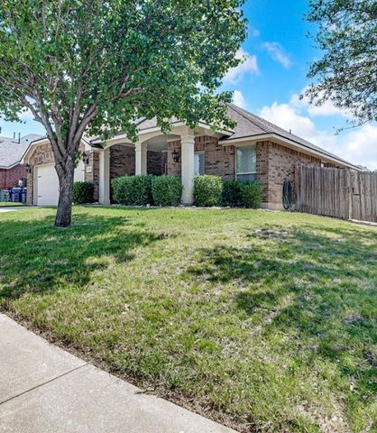700 Graham Court, Crowley, TX 76036