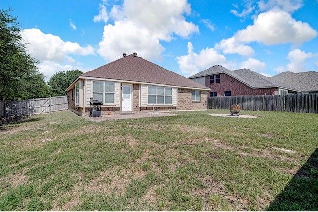 700 Graham Court, Crowley, TX 76036
