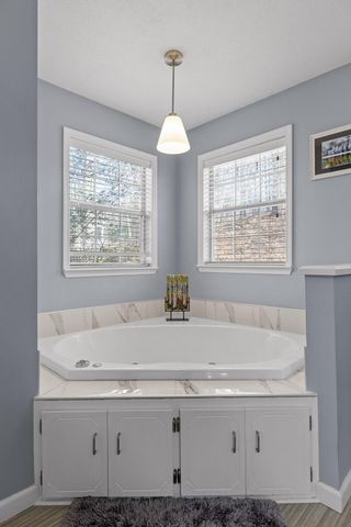 598 Lake Hills Drive, Trenton, GA 30752