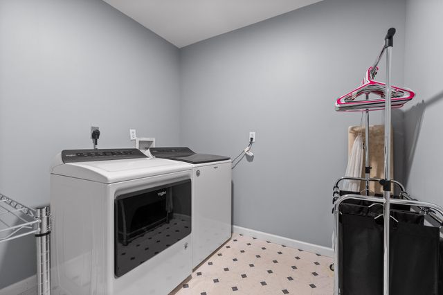 598 Lake Hills Drive, Trenton, GA 30752